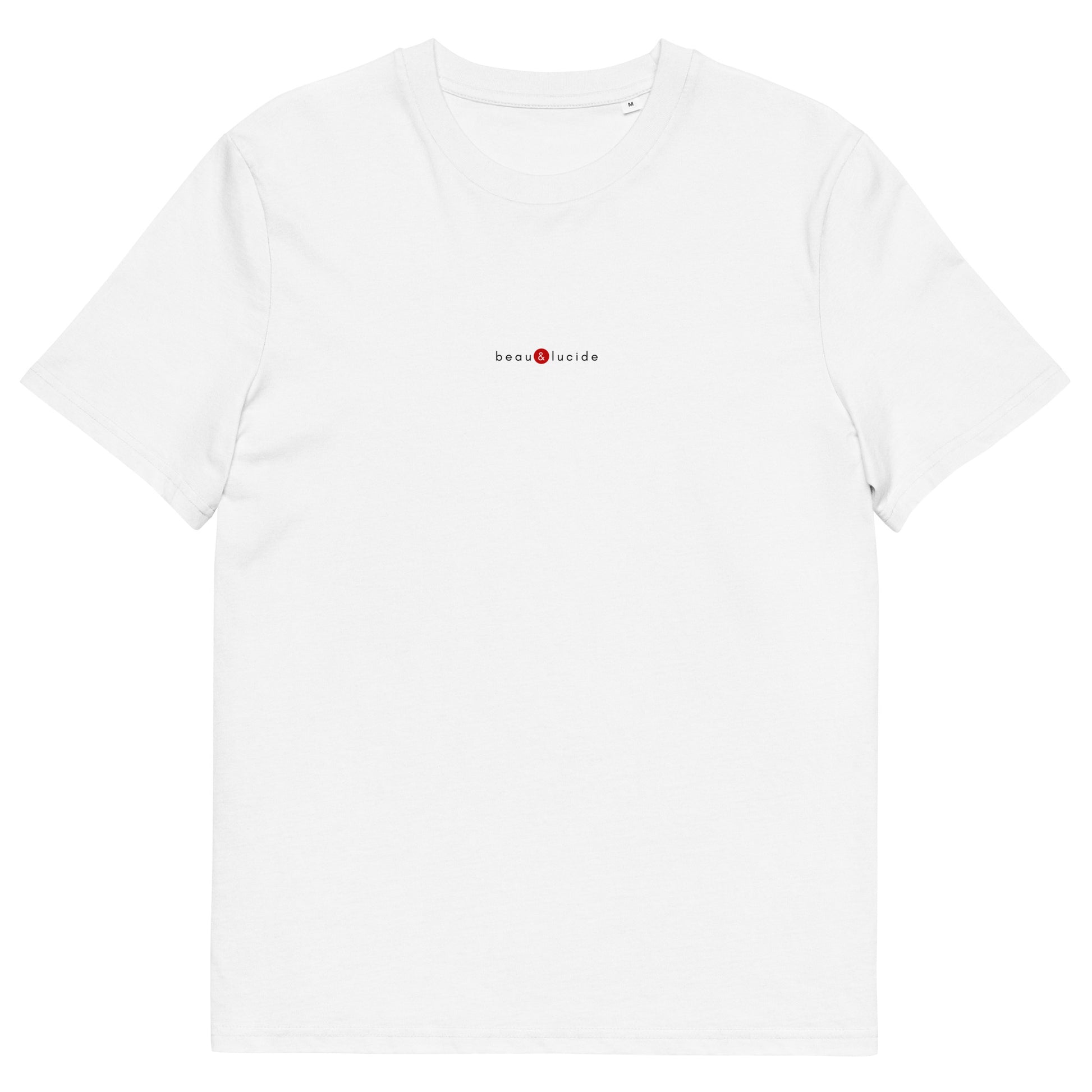T-shirt blanc écoresponsable, logo rouge, beau et lucide de la marque belle et beau
